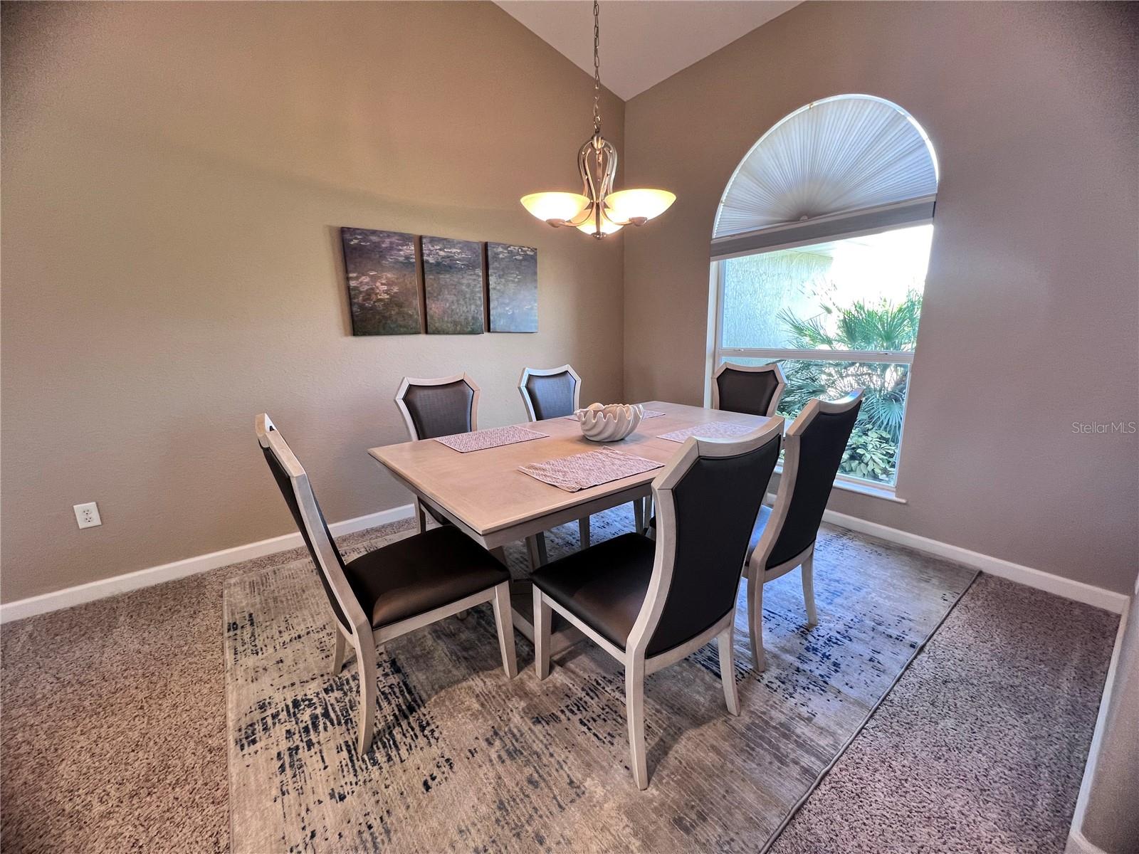 15 SPORTSMAN CT