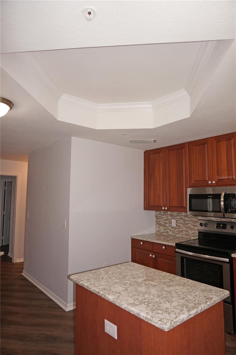 3322 PURPLE MARTIN DR #121, #121