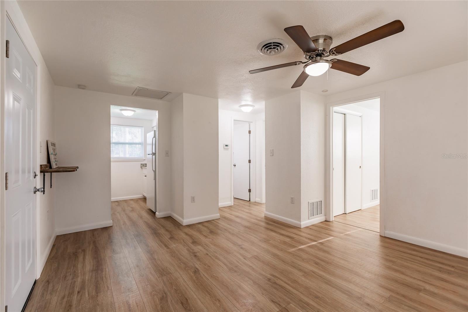 1611 FLORENCE AVE #B, #B