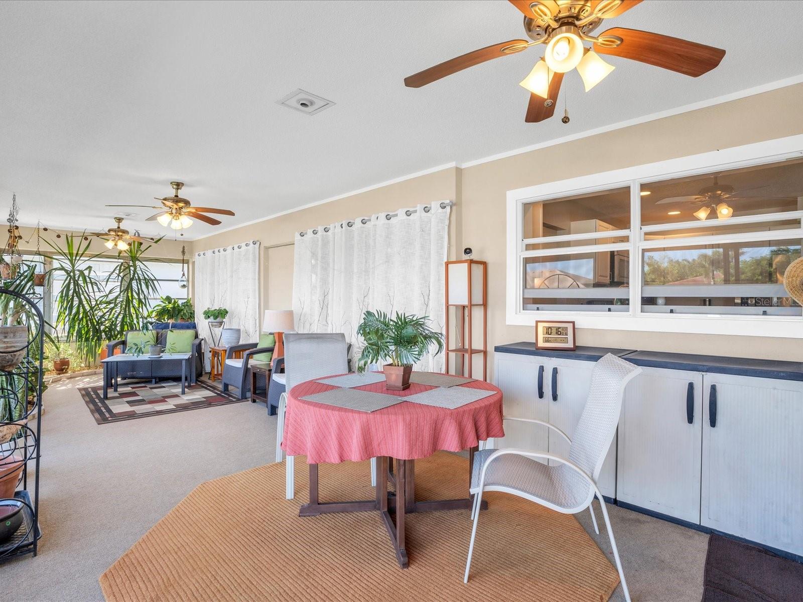 2816 VIA PALOMA DR