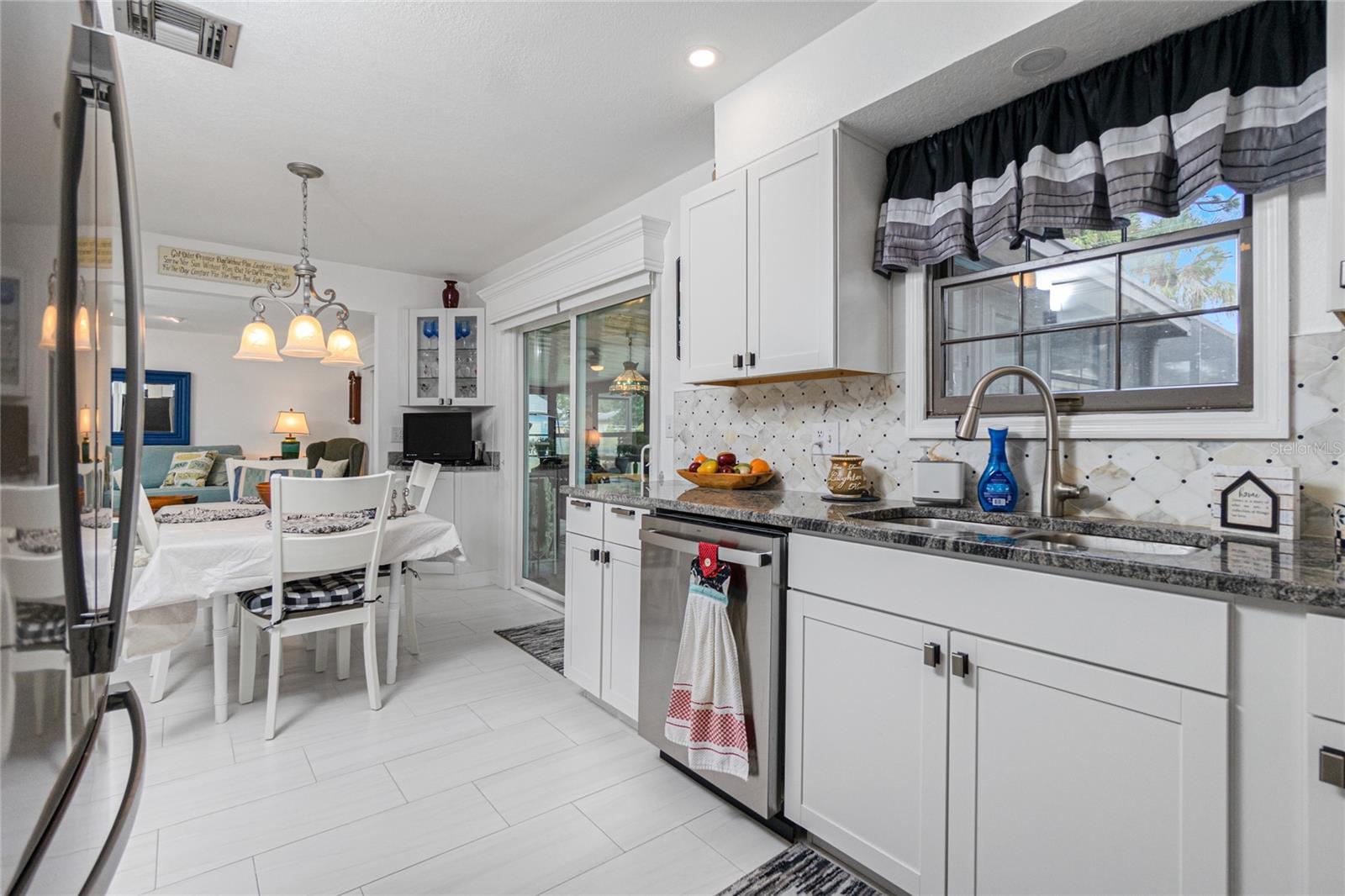 4110 ALLURE LN