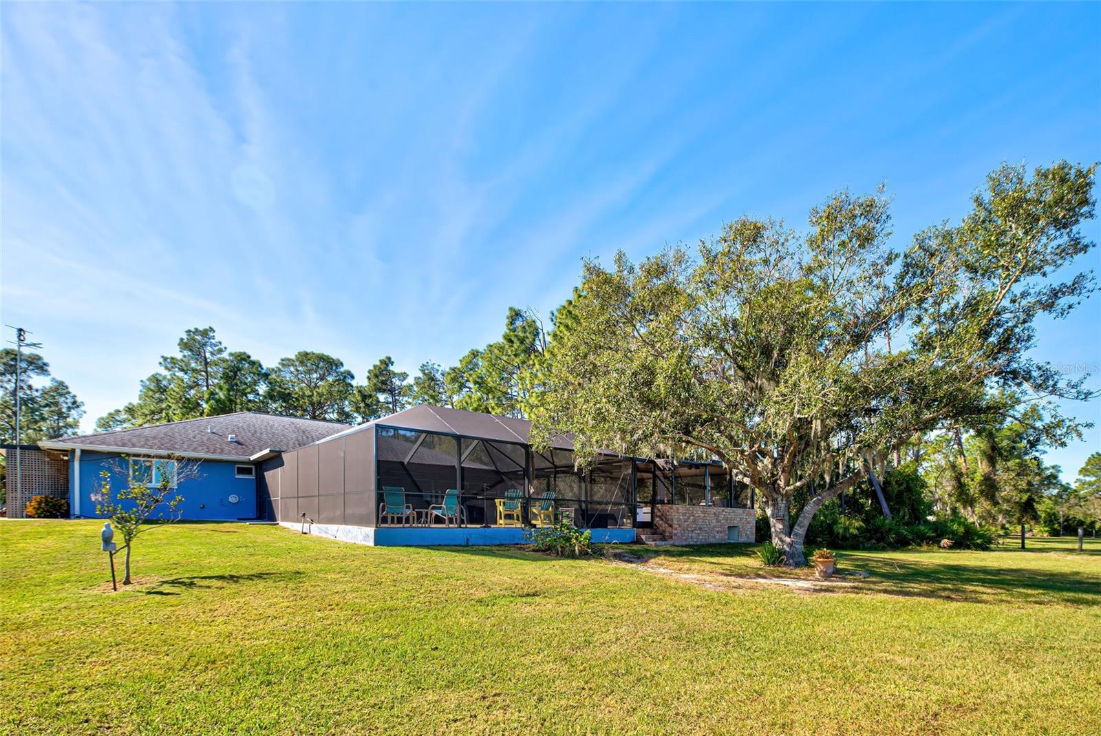 2508 TROPICAIRE BLVD