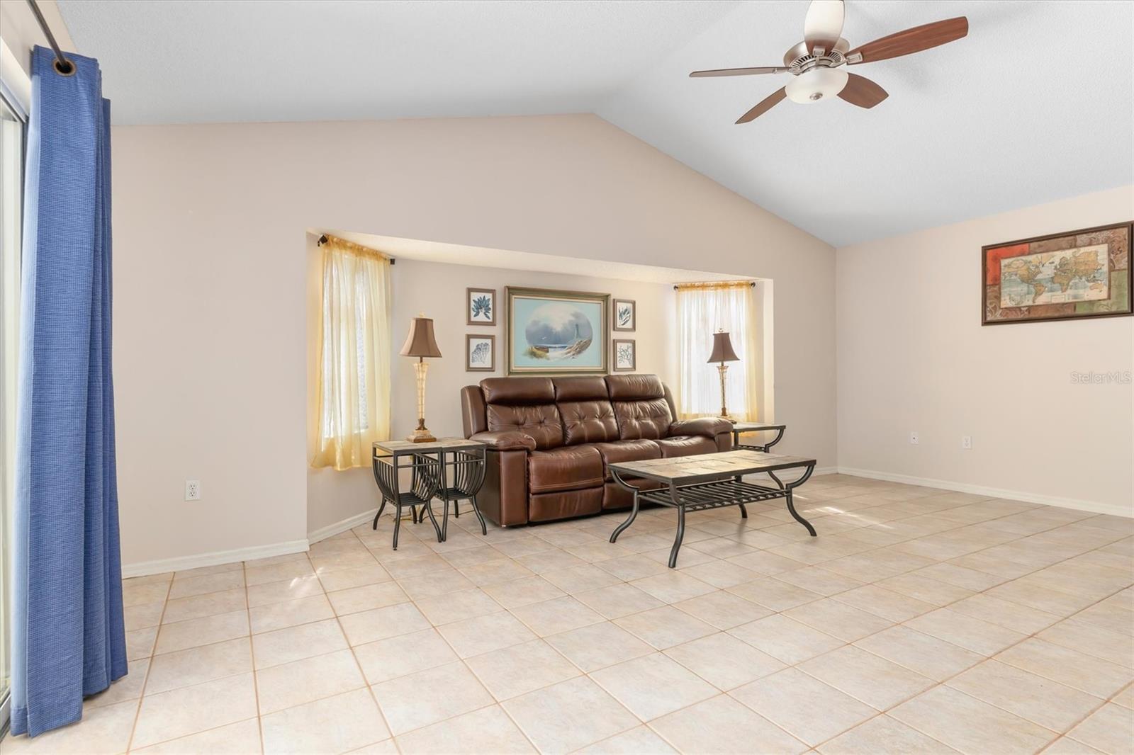 10131 TOPSAIL AVE