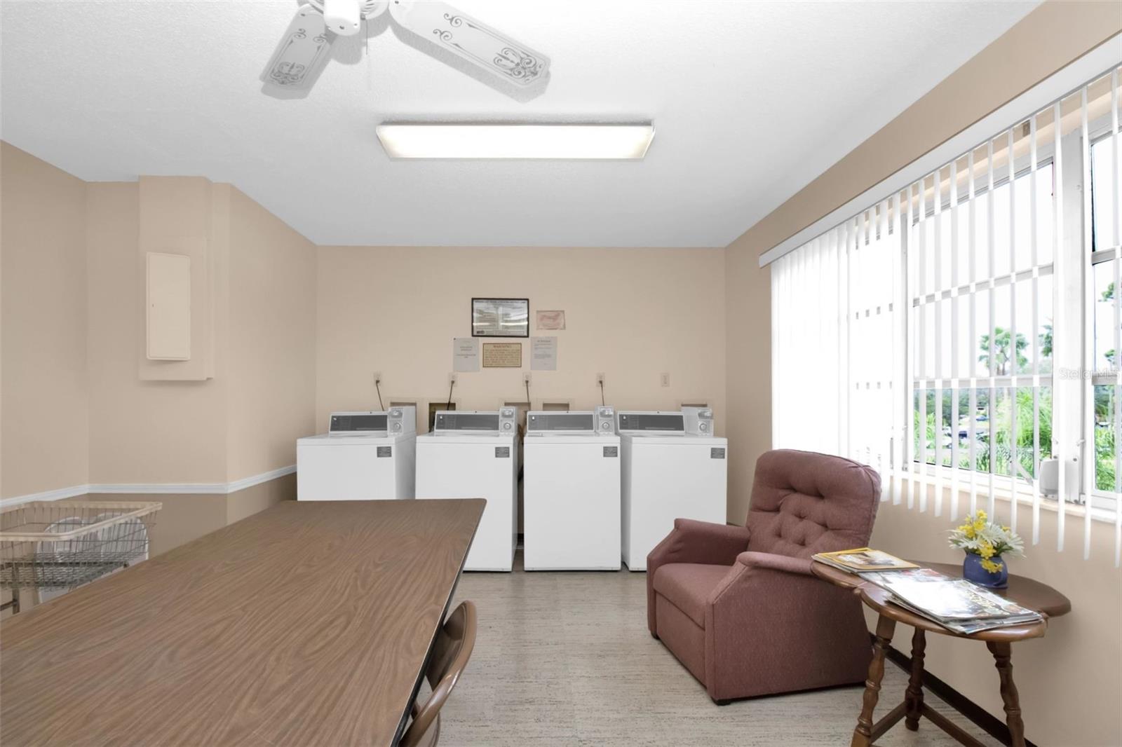 2300 AARON ST #109, #109