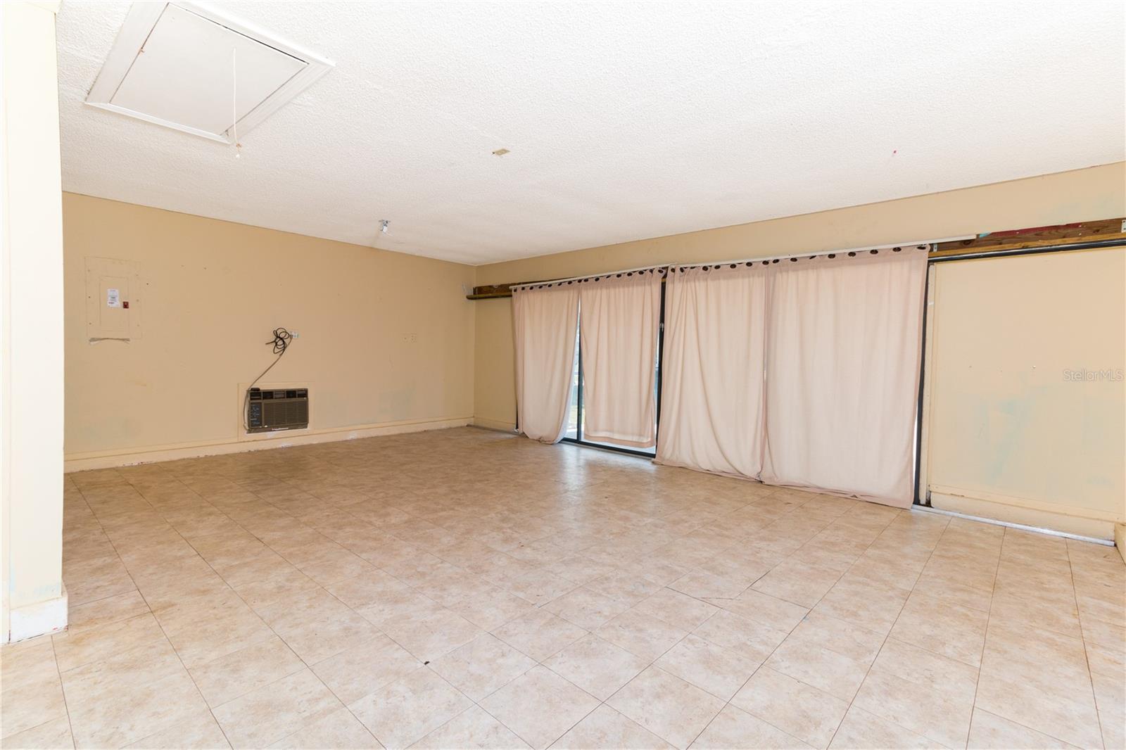 4800 S SALFORD BLVD