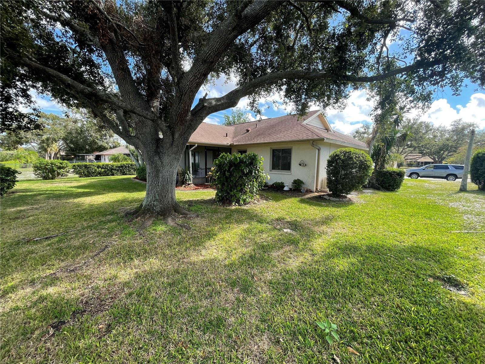 607 SUGARWOOD DR