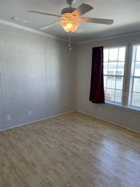 621 GLORIOSA DR