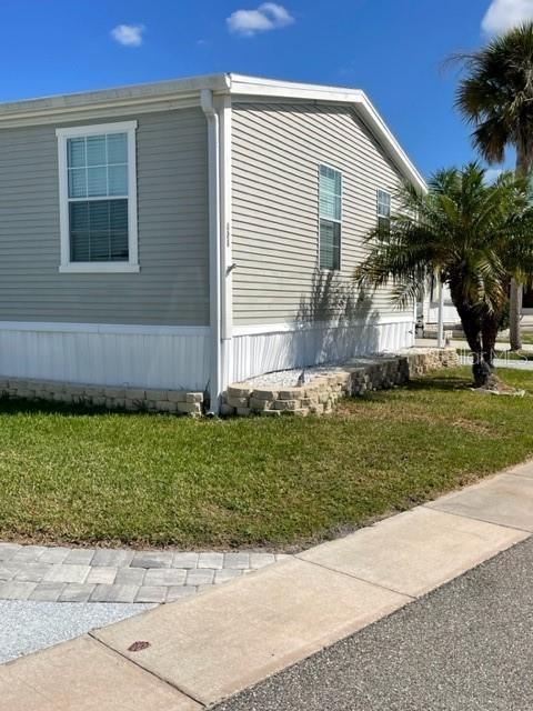 621 GLORIOSA DR