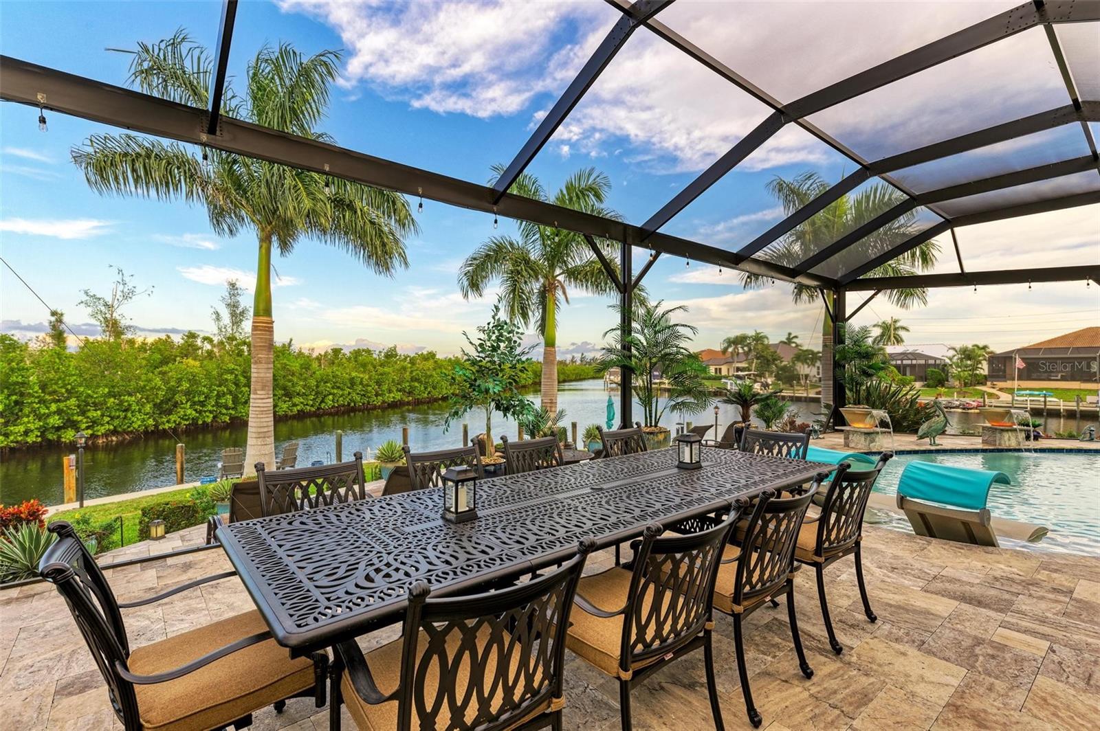1355 GREBE DR