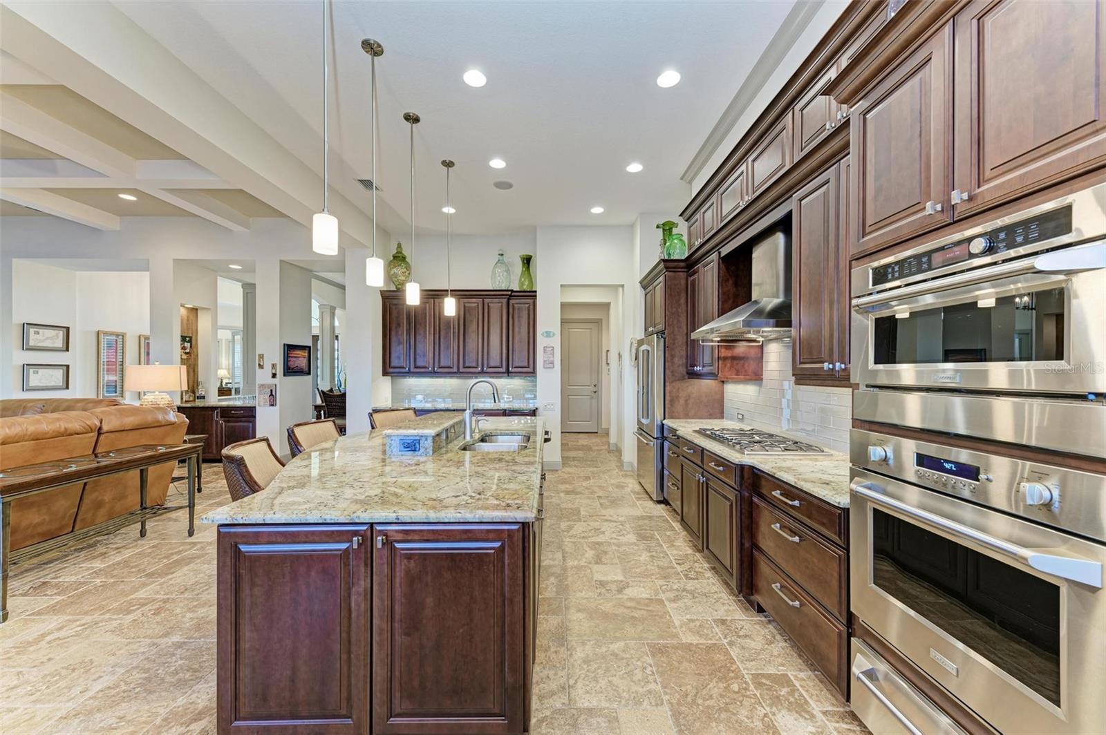 1355 GREBE DR