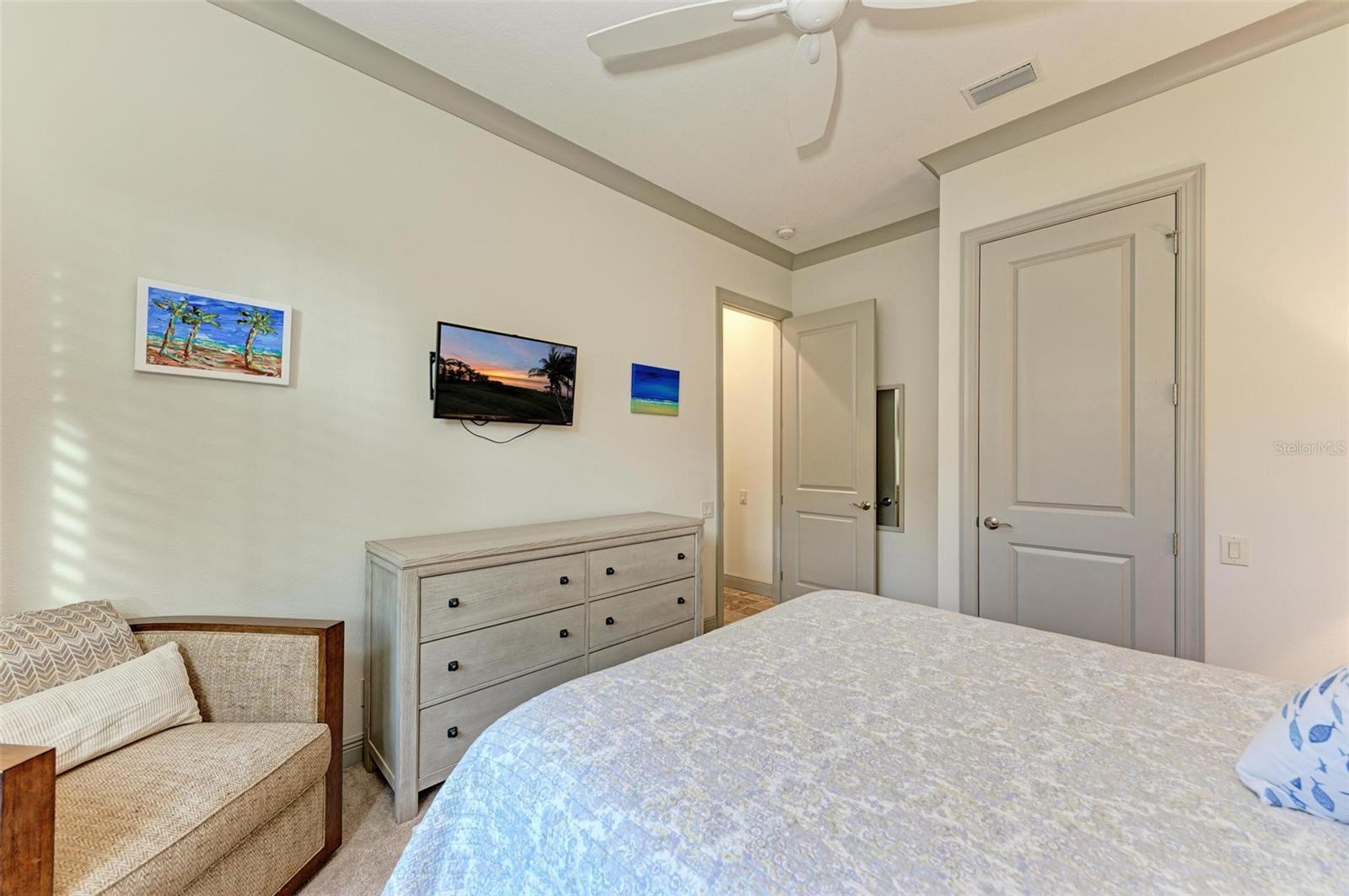 1355 GREBE DR