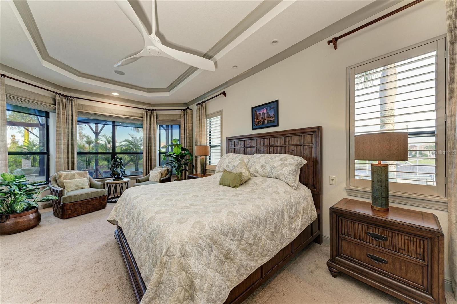 1355 GREBE DR