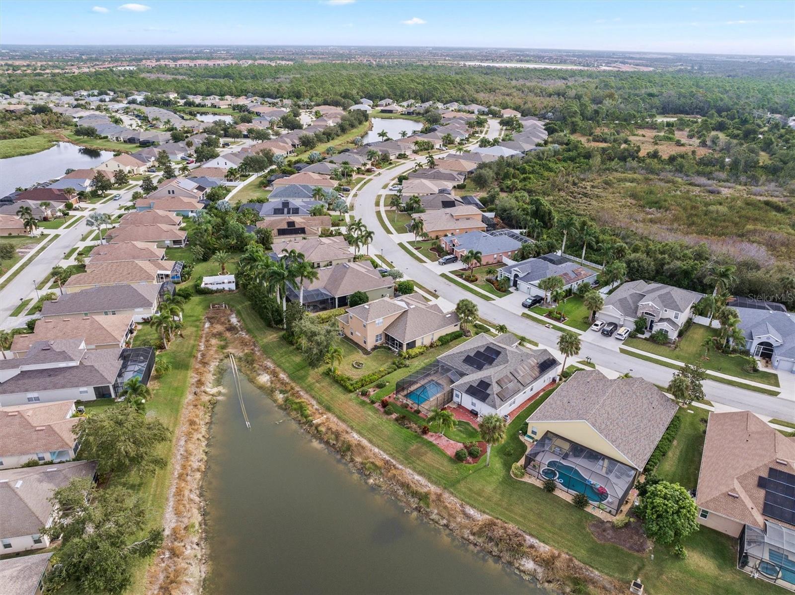 5352 LAYTON DR