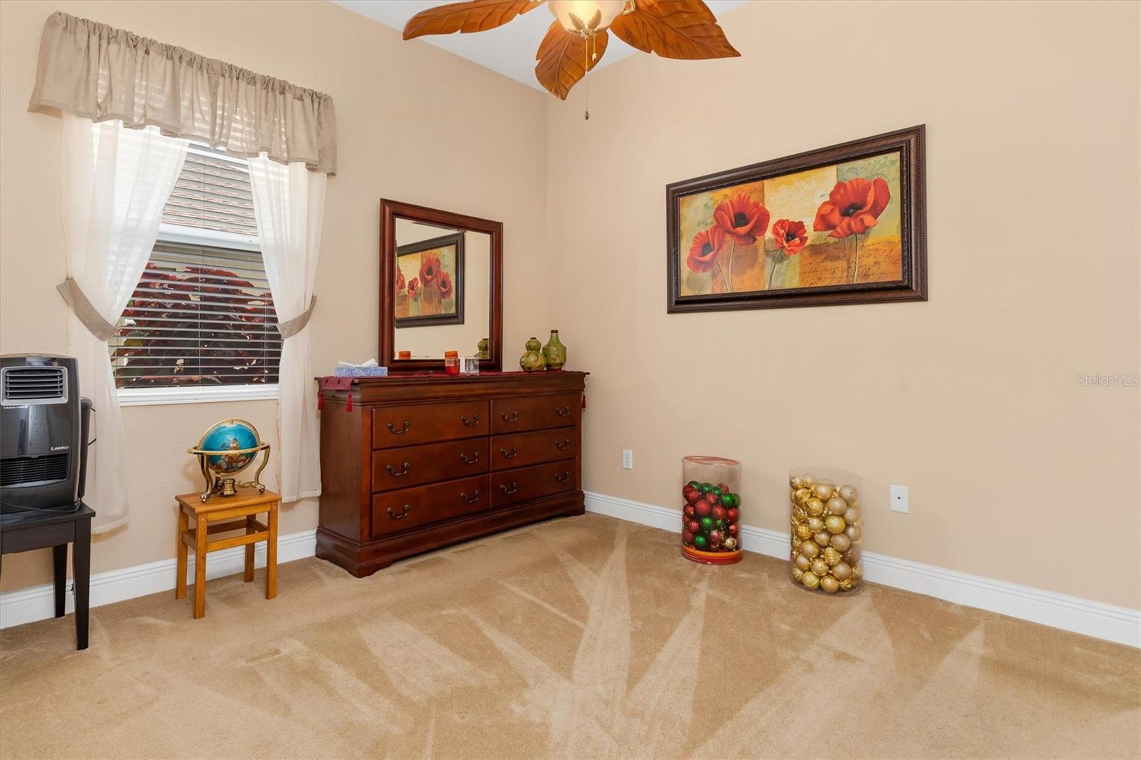 5352 LAYTON DR