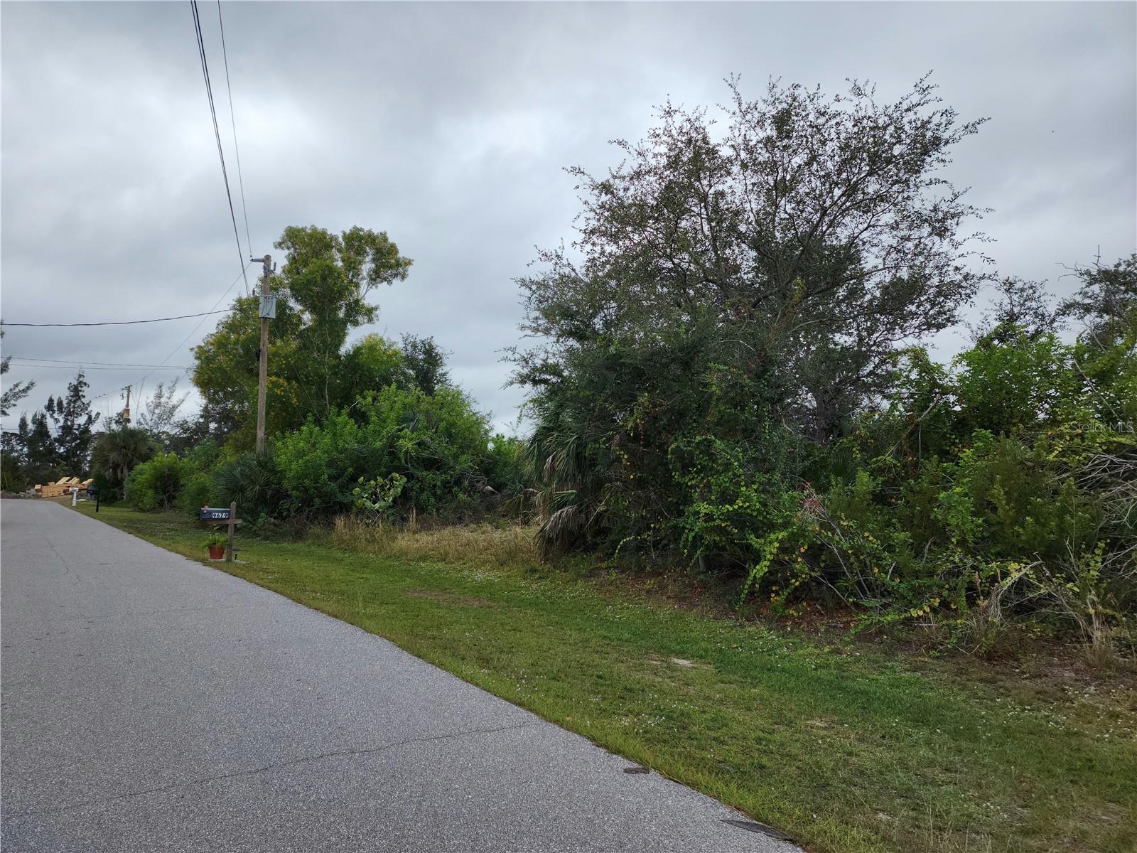 9678 ARSIPE CIR
