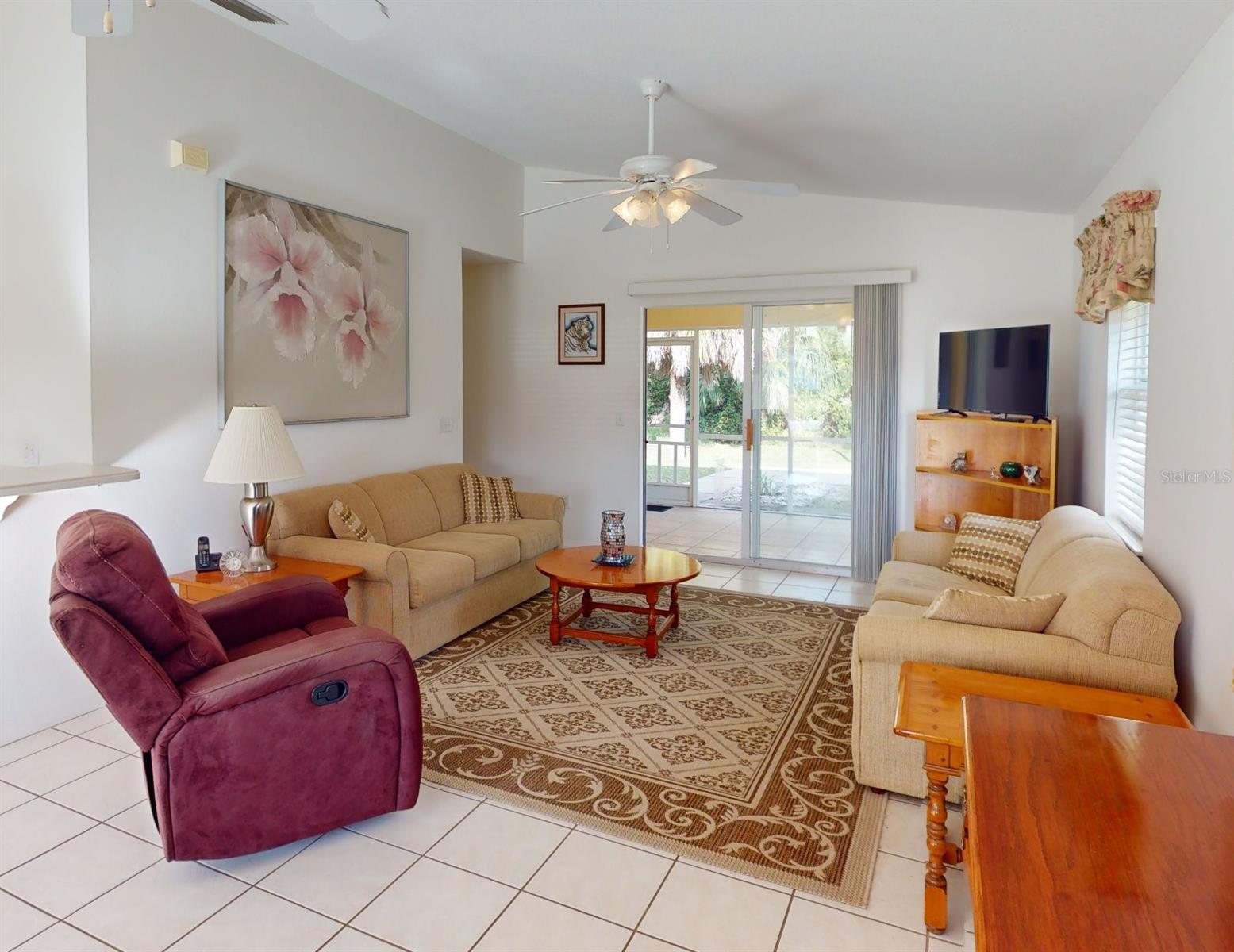 1662 JEANNIN DR
