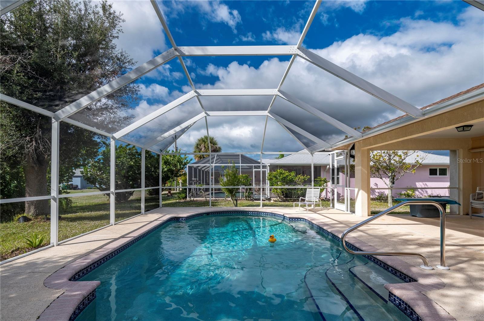 10107 BENTLEY AVE