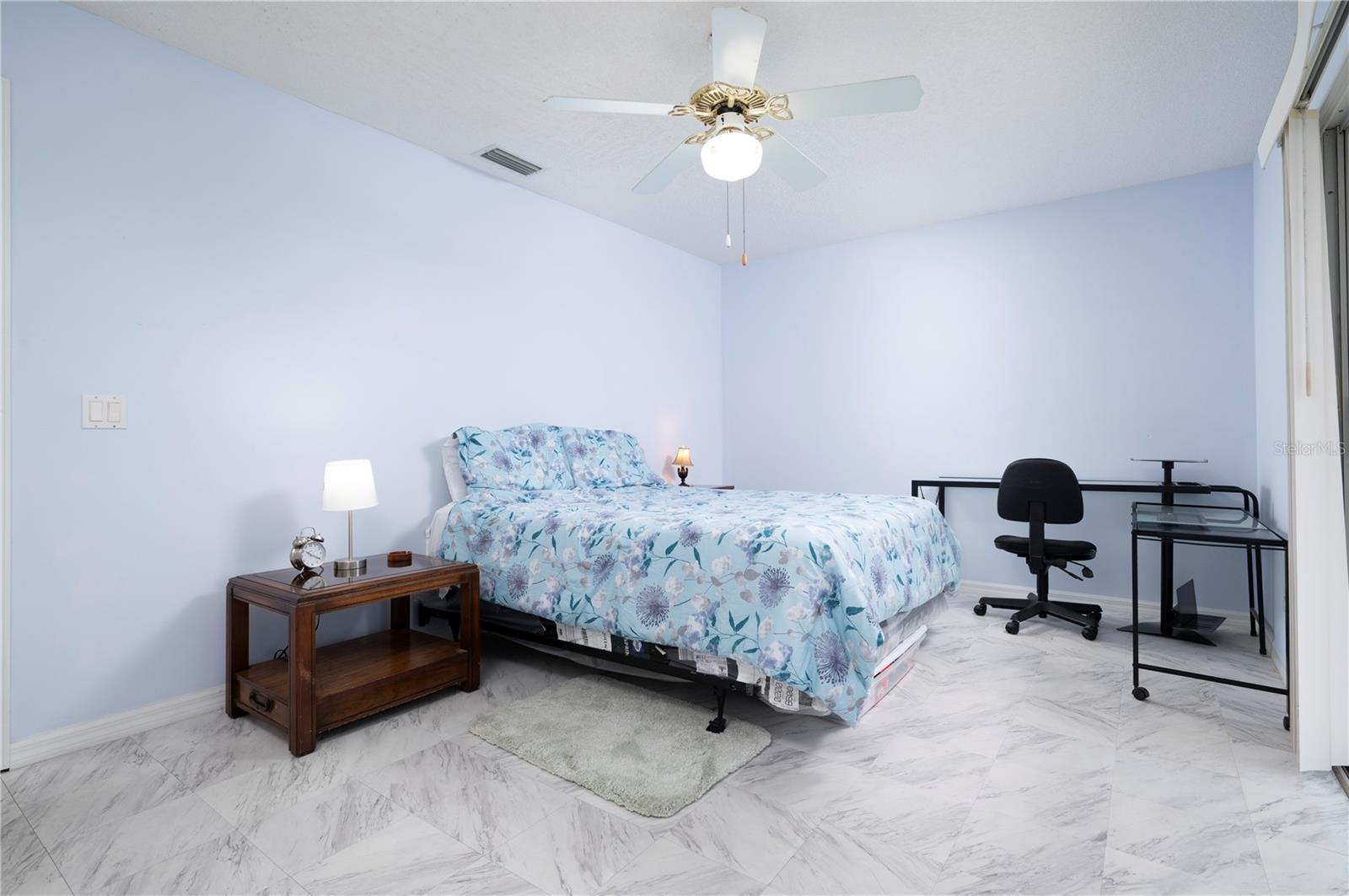 10107 BENTLEY AVE