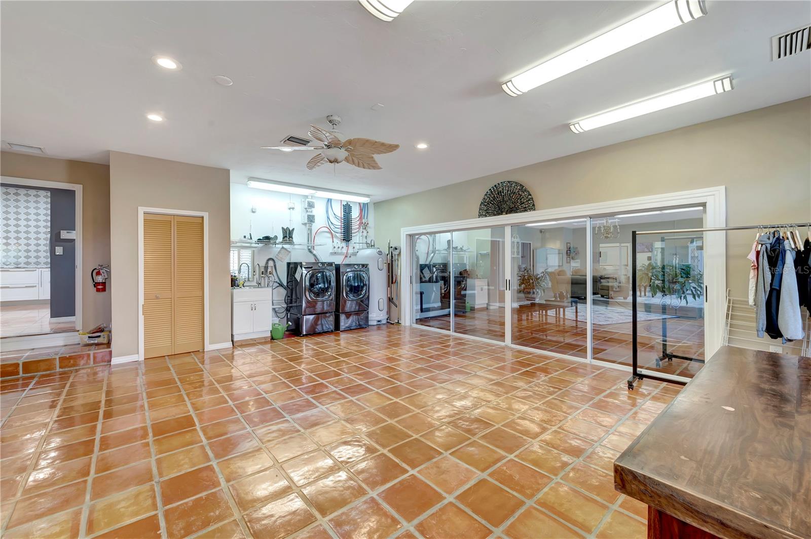 925 STONER RD