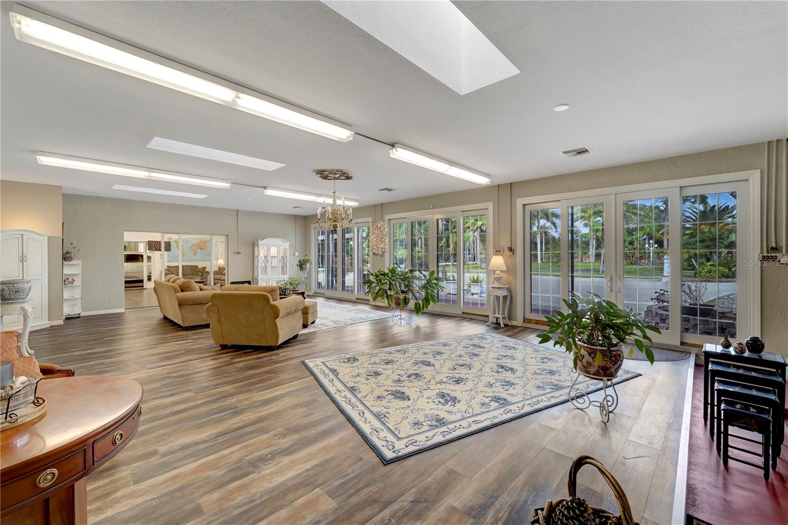 925 STONER RD
