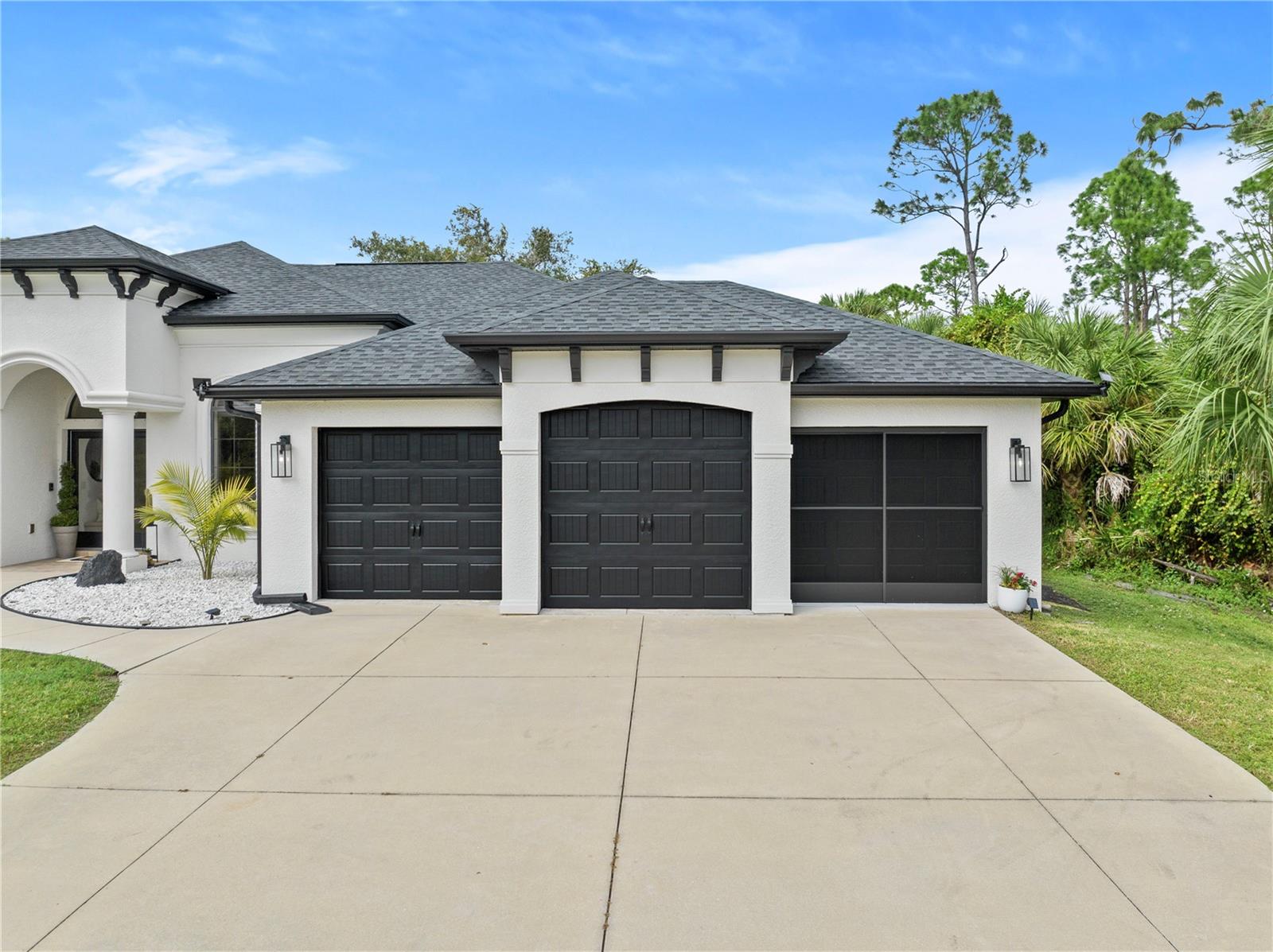 3393 S HABERLAND BLVD
