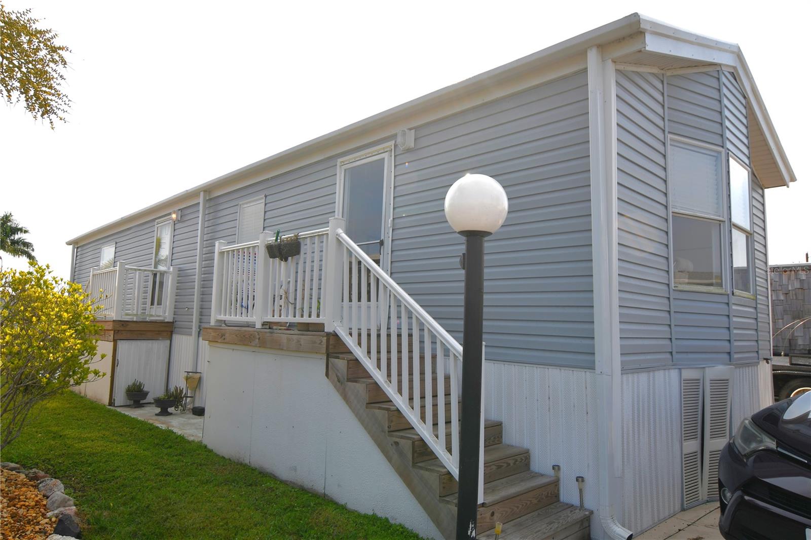 8320 RIVERSIDE DR #130, #130