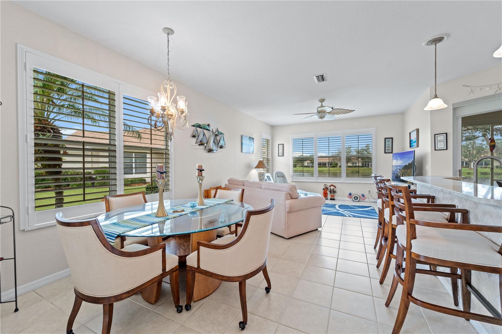 2423 MAGNOLIA CIR