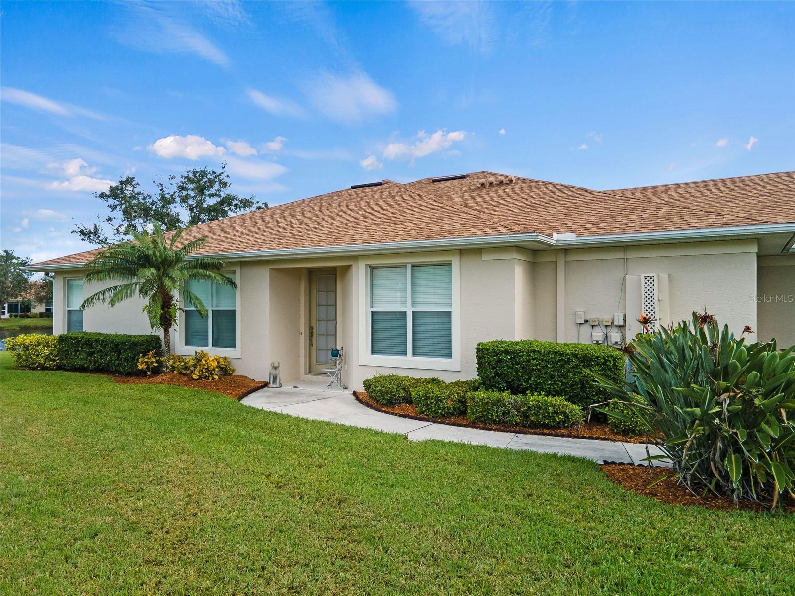 2423 MAGNOLIA CIR