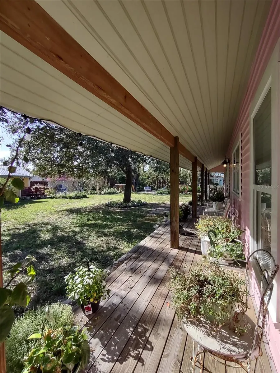 218 S HERNANDO AVE