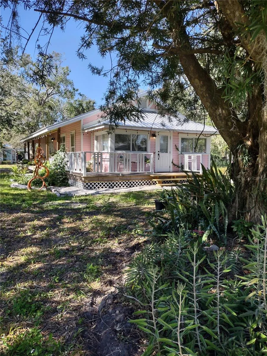 218 S HERNANDO AVE