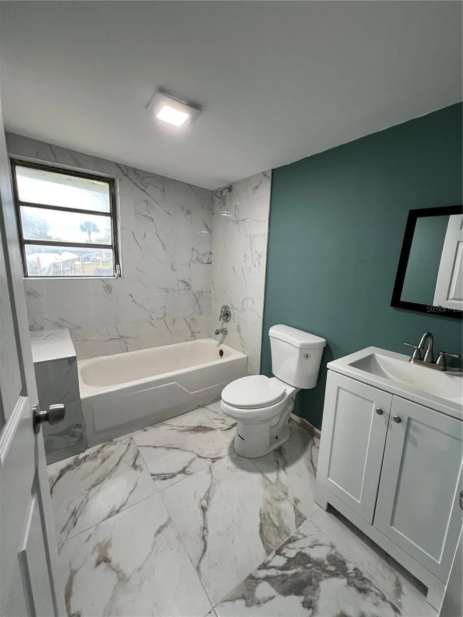 12 GLENDORA AVE
