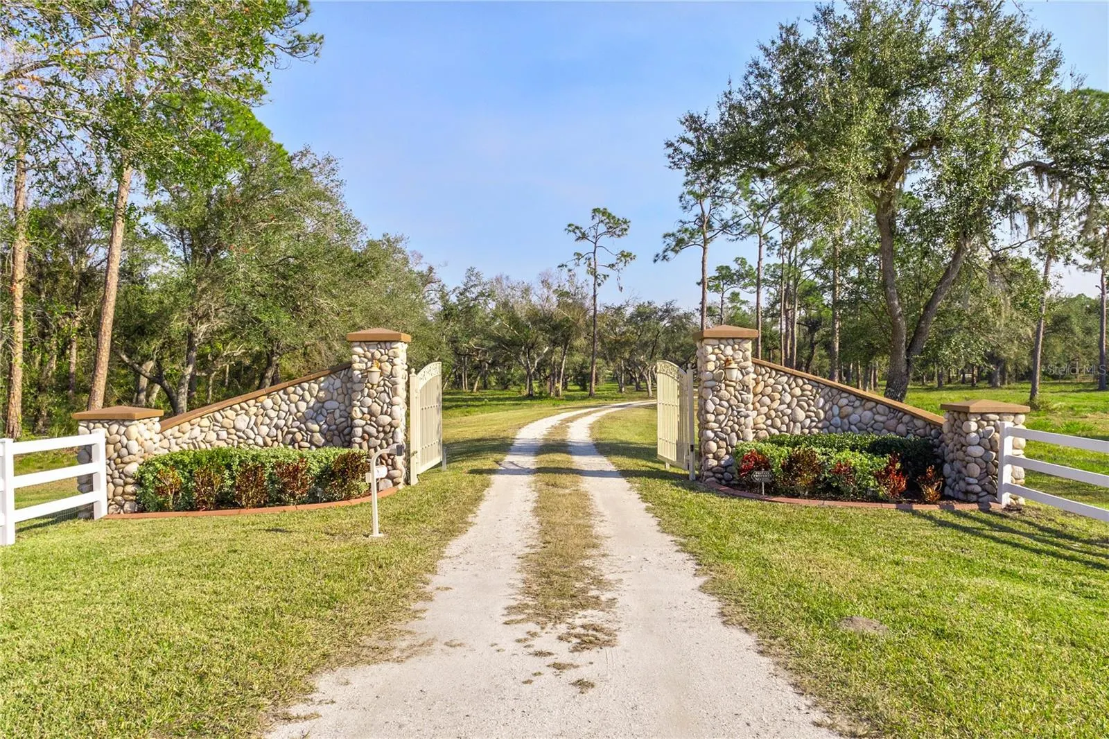10038 SW COUNTY ROAD 769
