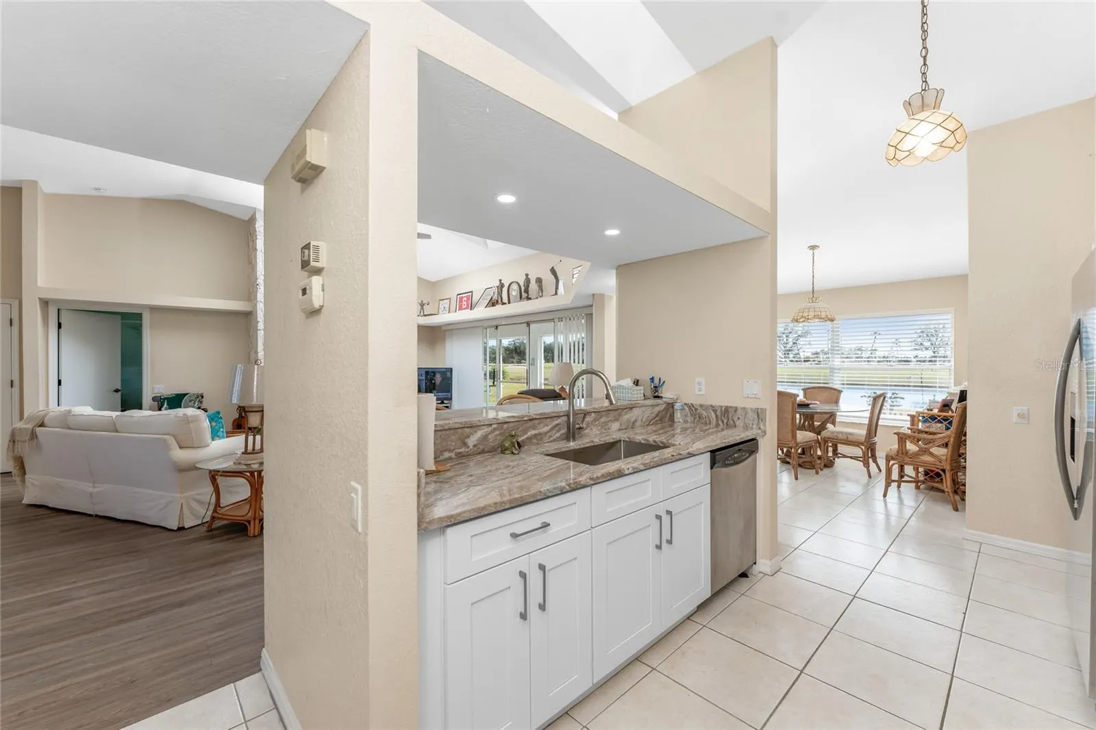 11951 SW KINGSWAY CIR