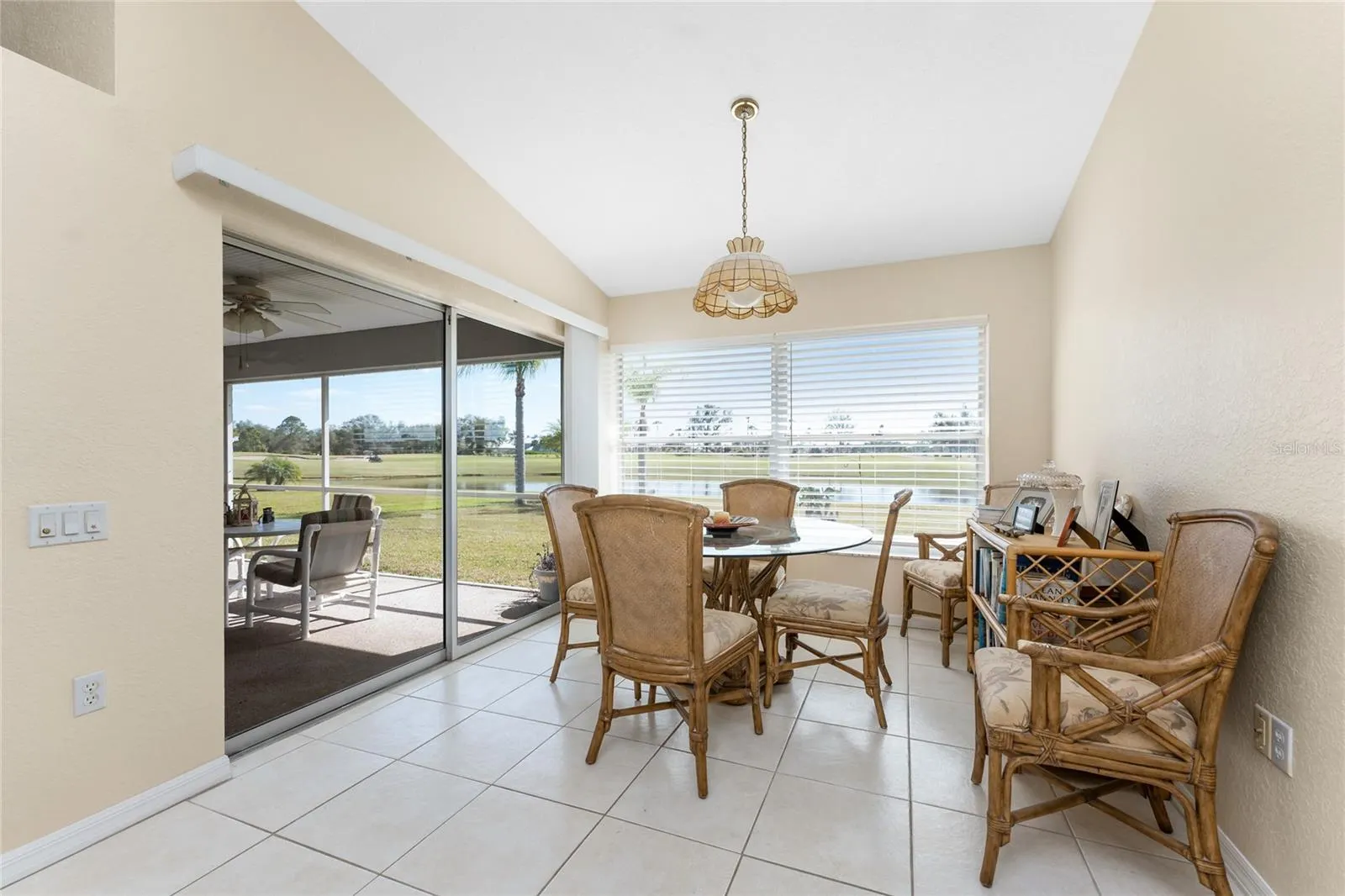 11951 SW KINGSWAY CIR