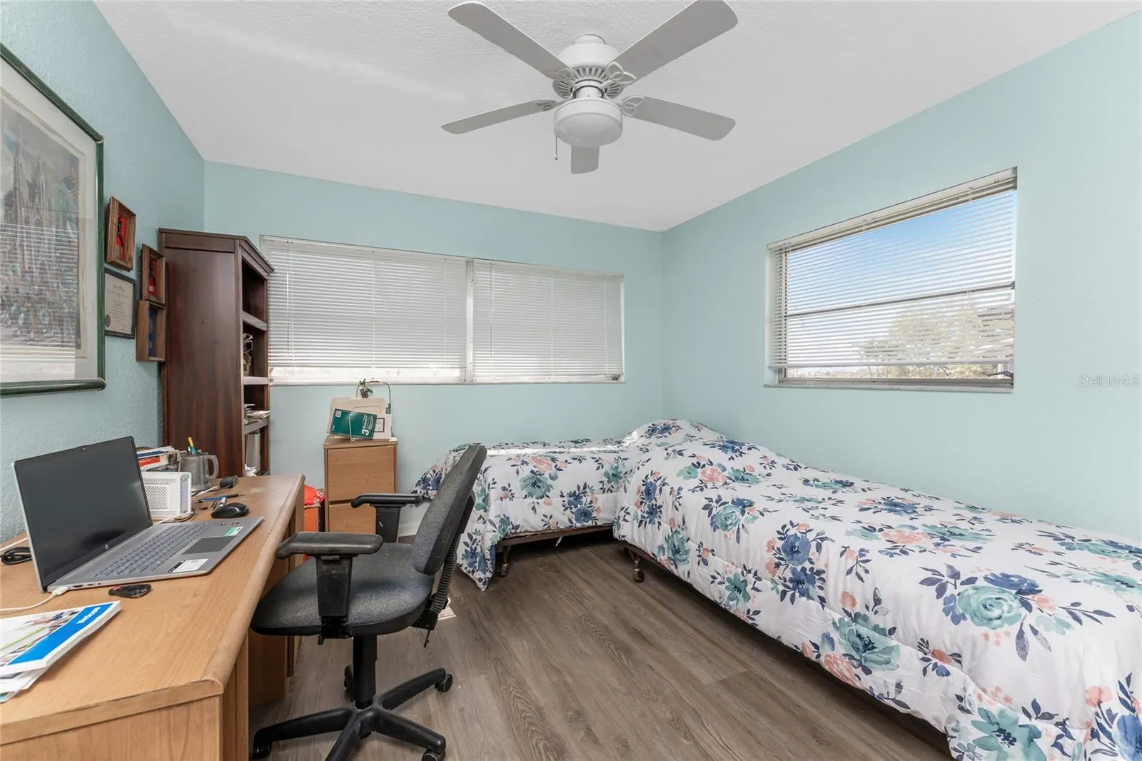 11951 SW KINGSWAY CIR