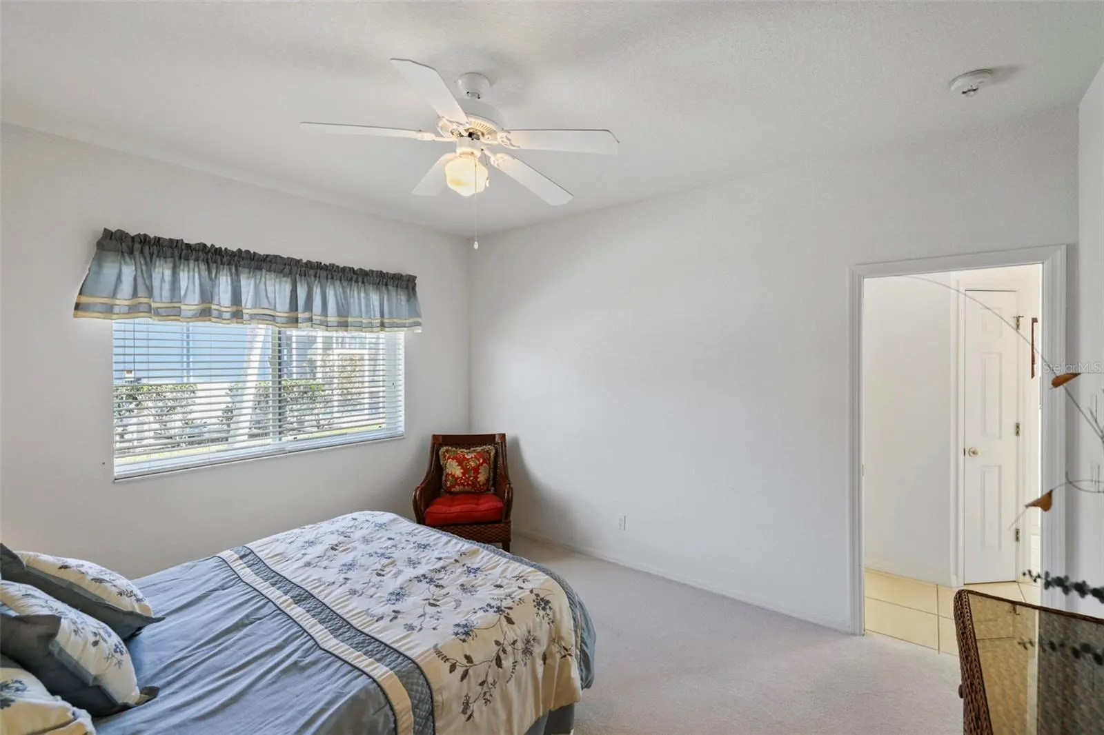 12991 SW KINGSWAY CIR