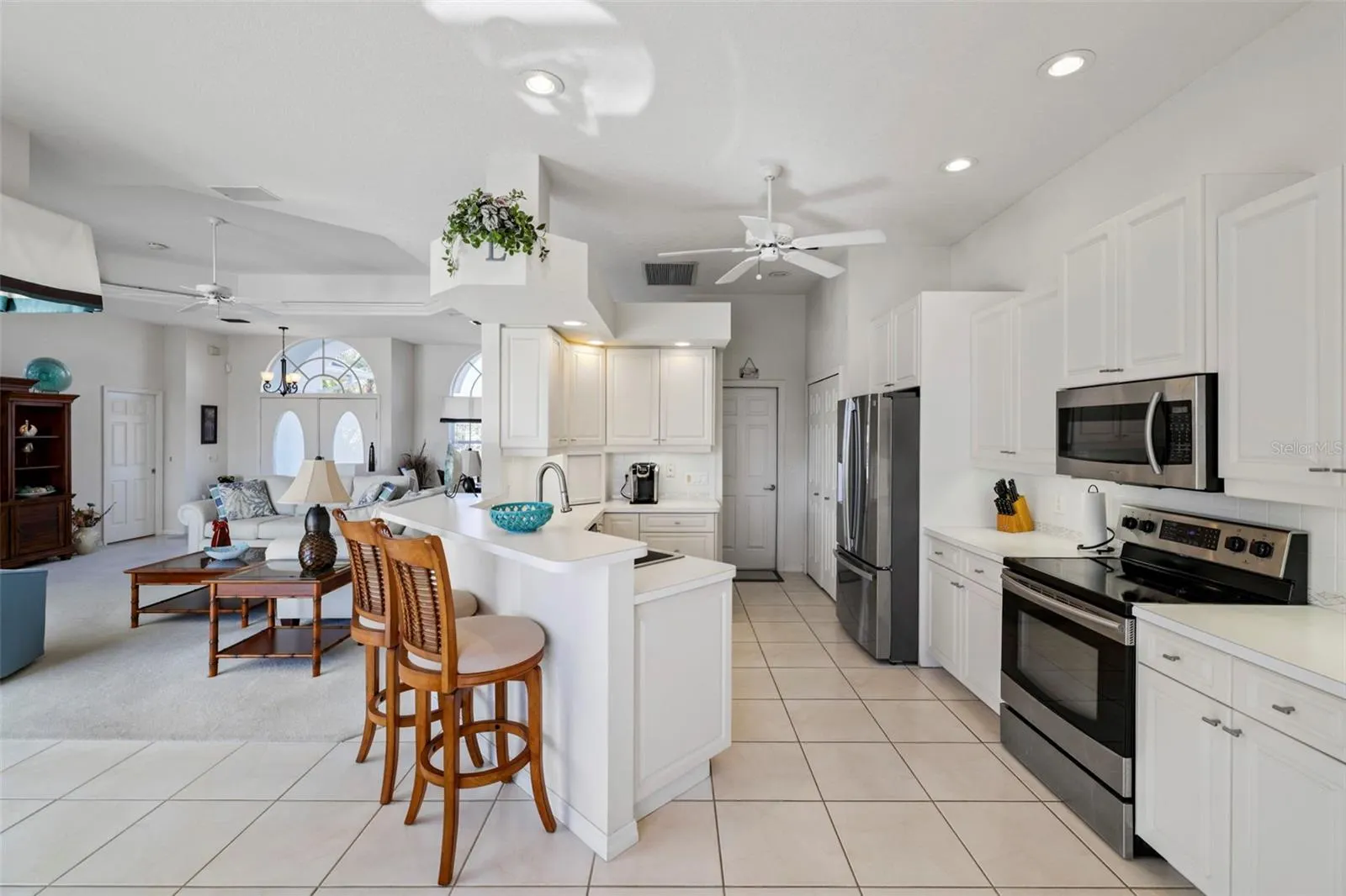 12991 SW KINGSWAY CIR