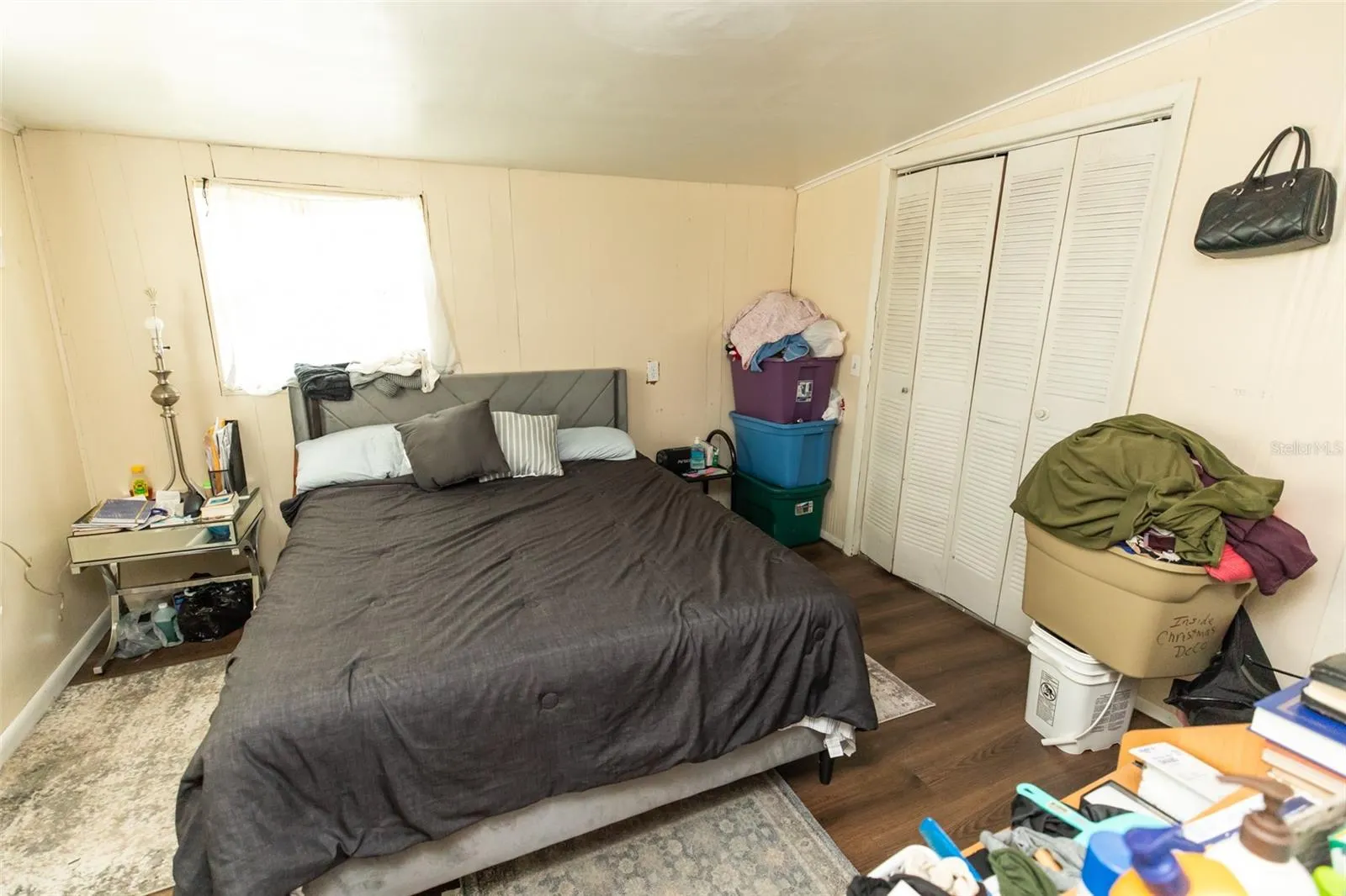 114 N DADE AVE