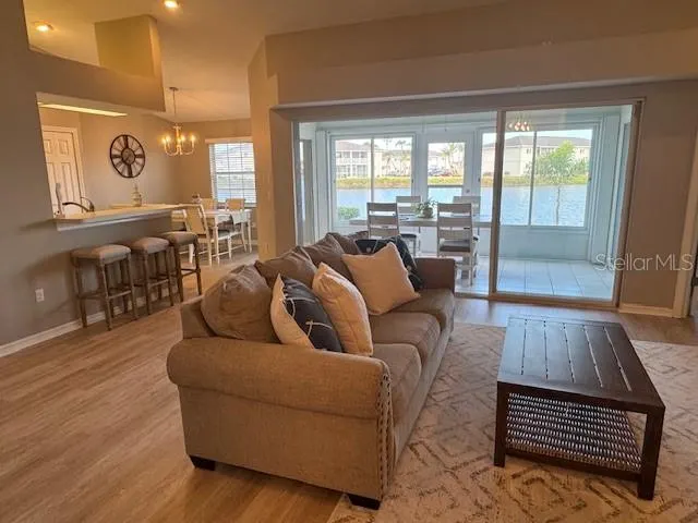 12454 SW KINGSWAY CIR #202, #202