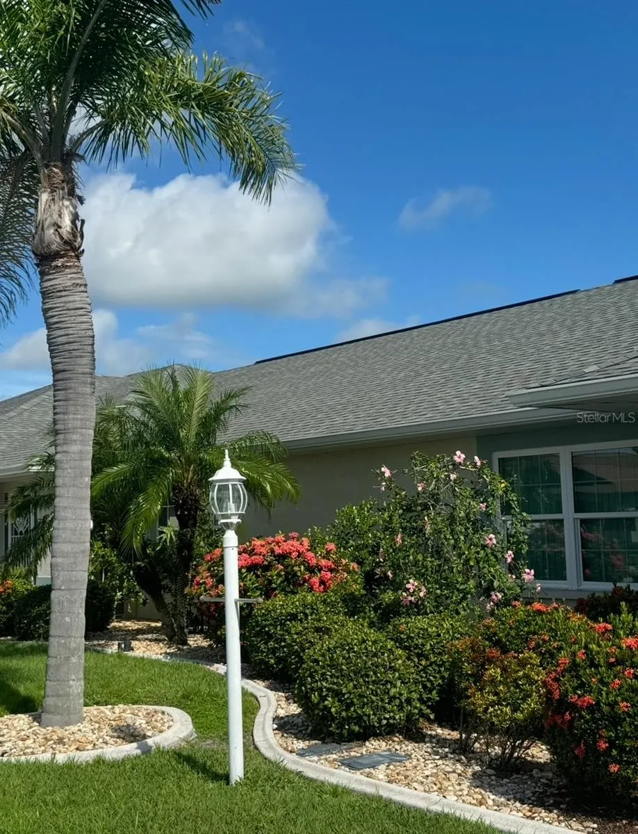12454 SW KINGSWAY CIR #202, #202