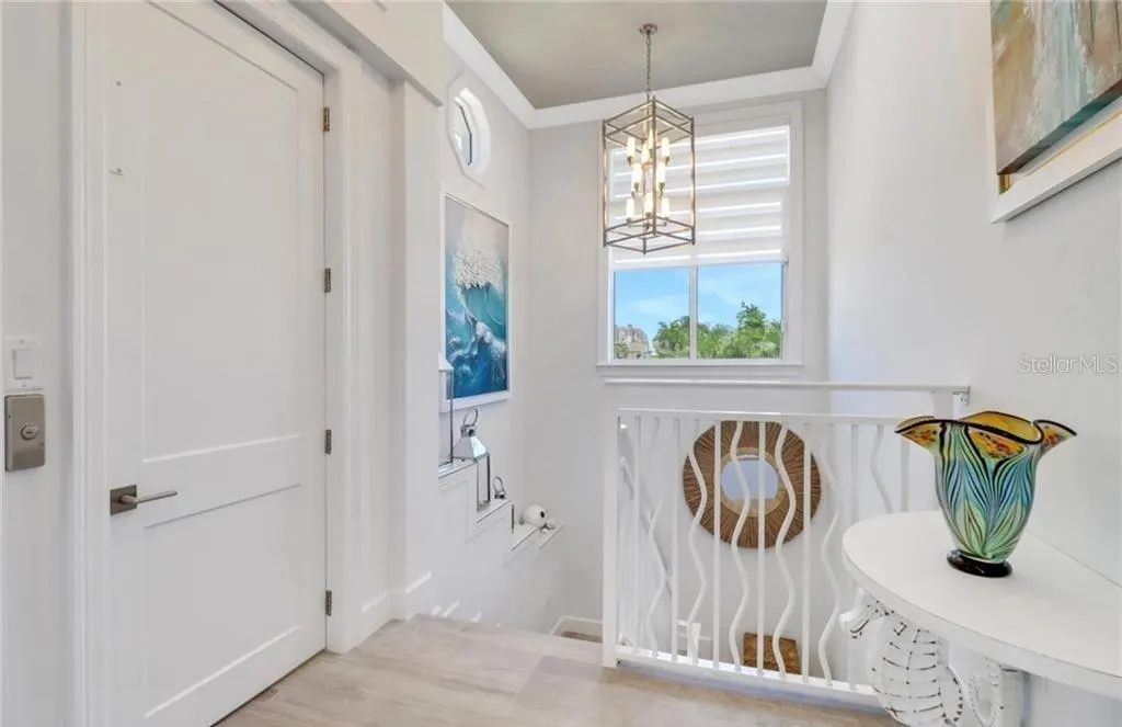 1070 DANA CT