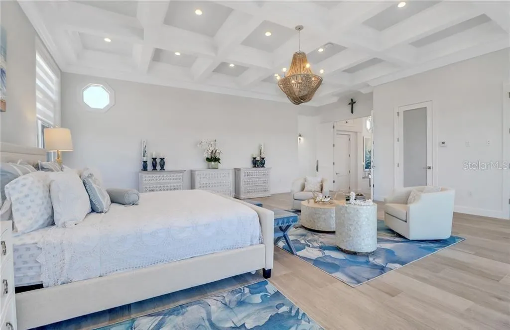 1070 DANA CT