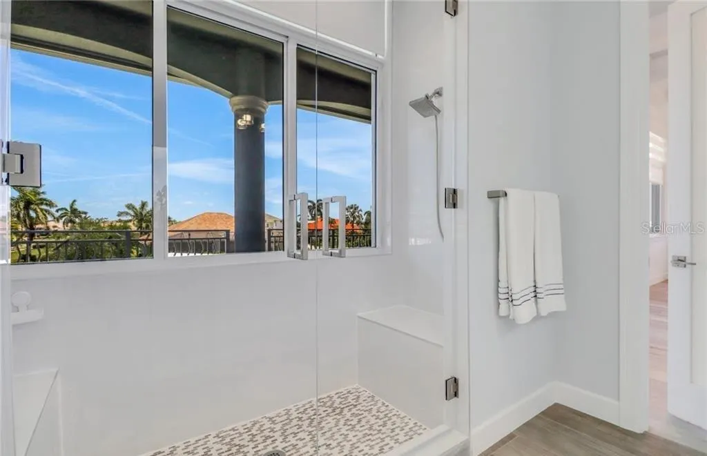 1070 DANA CT
