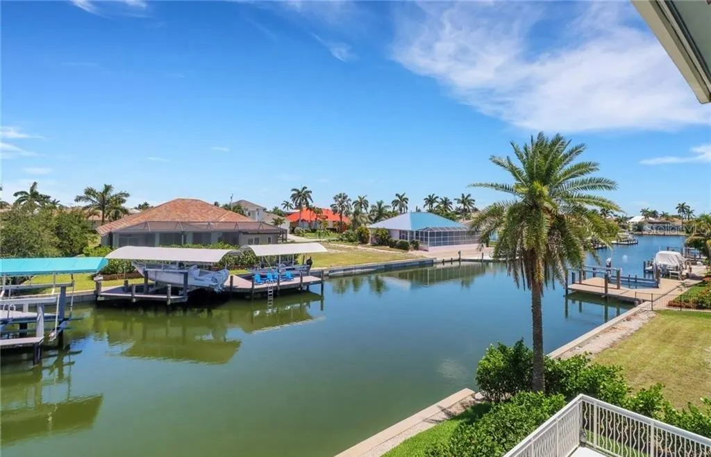 1070 DANA CT