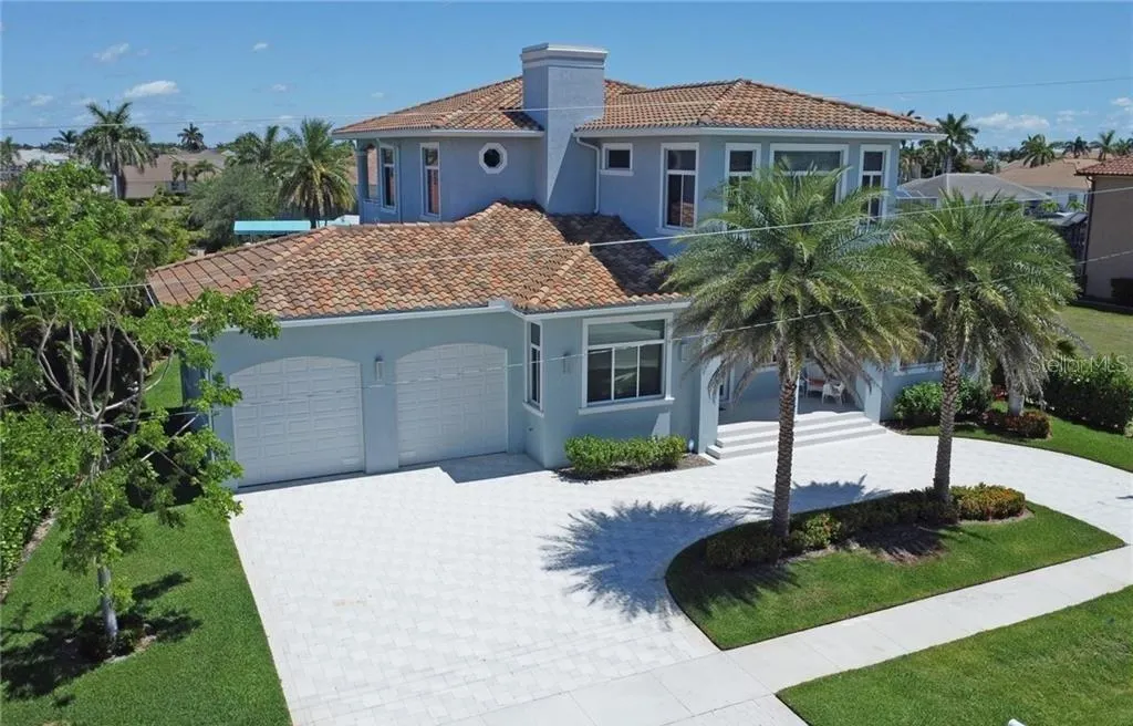 1070 DANA CT