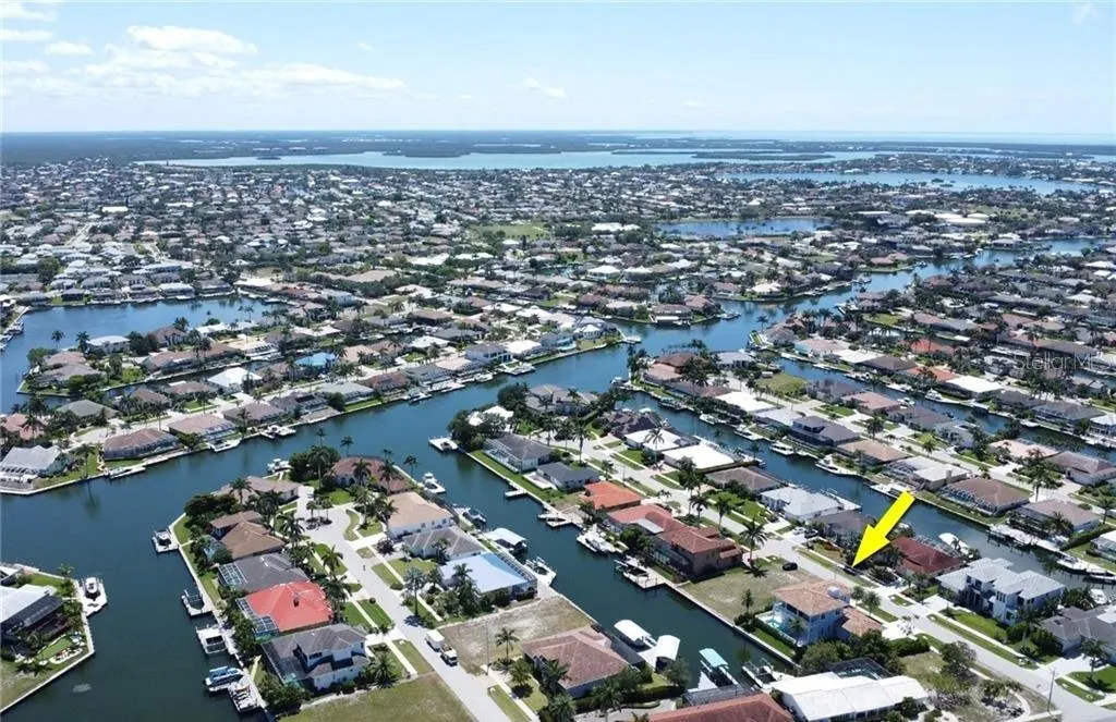 1070 DANA CT
