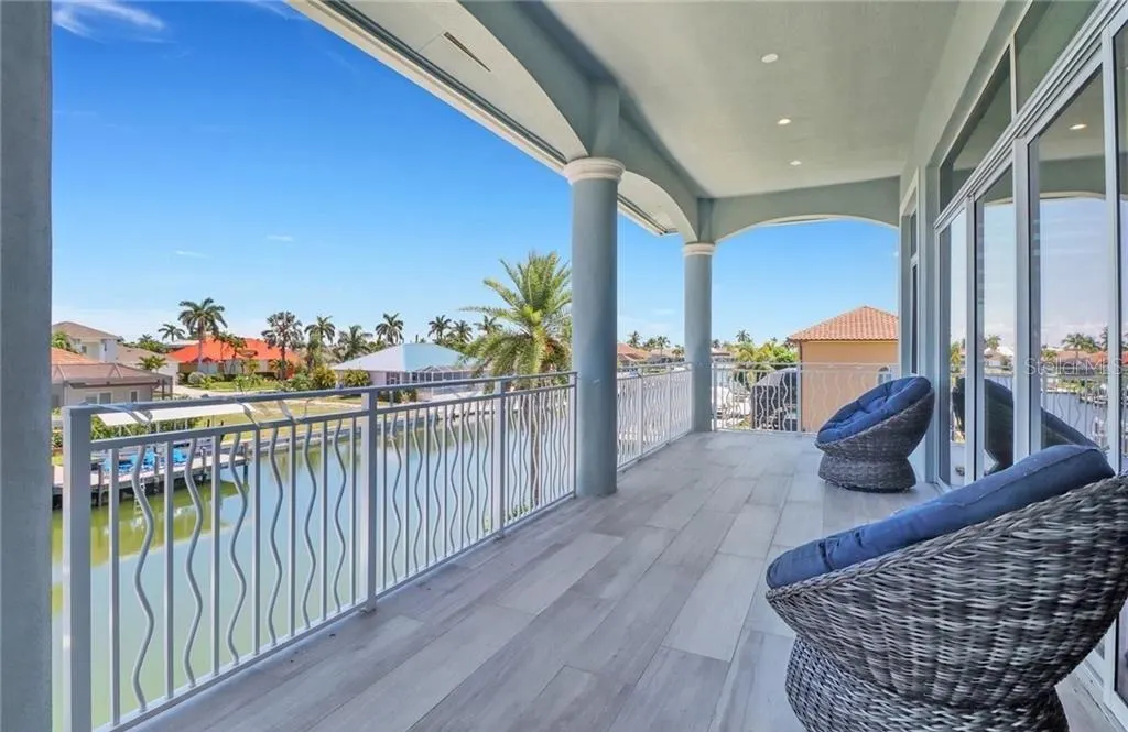 1070 DANA CT