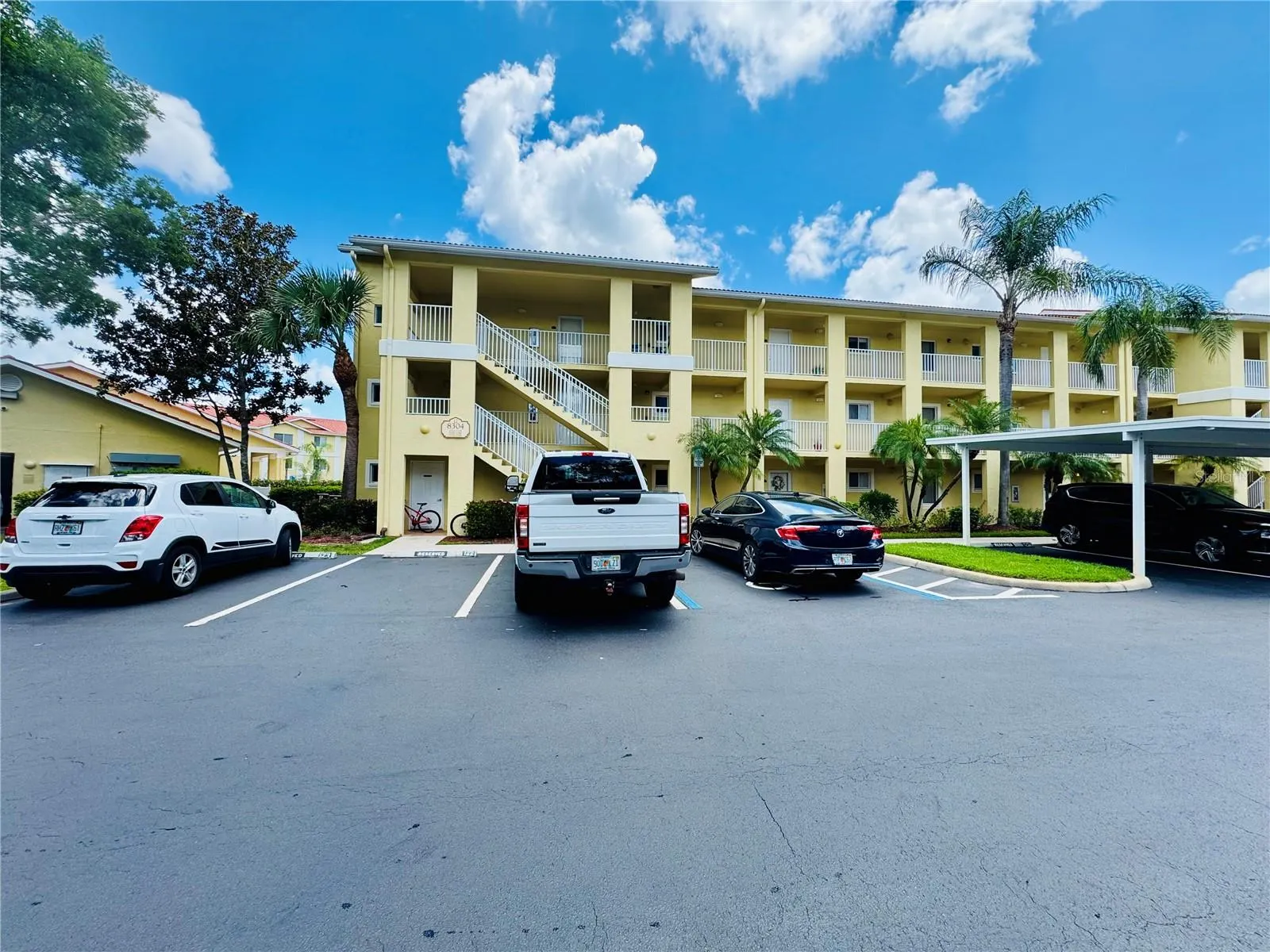 8304 KEY ROYAL CIR #1721, #1721
