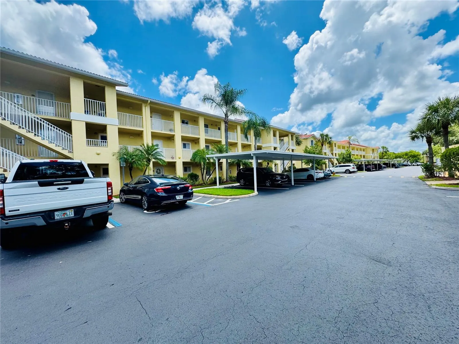 8304 KEY ROYAL CIR #1721, #1721