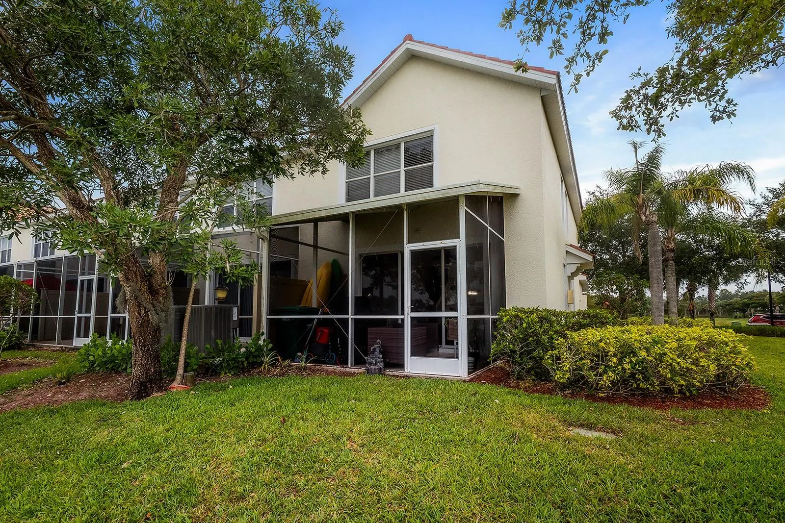 1064 HAMPTON CIR #54, #54